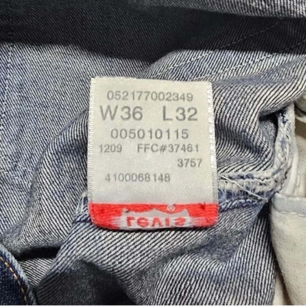 Levi's Original Fit 501 Men's Size 36x32 Button Fly Straight Leg‎